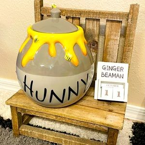Disney Winnie the Pooh “HUNNY” Cookie Jar Canister